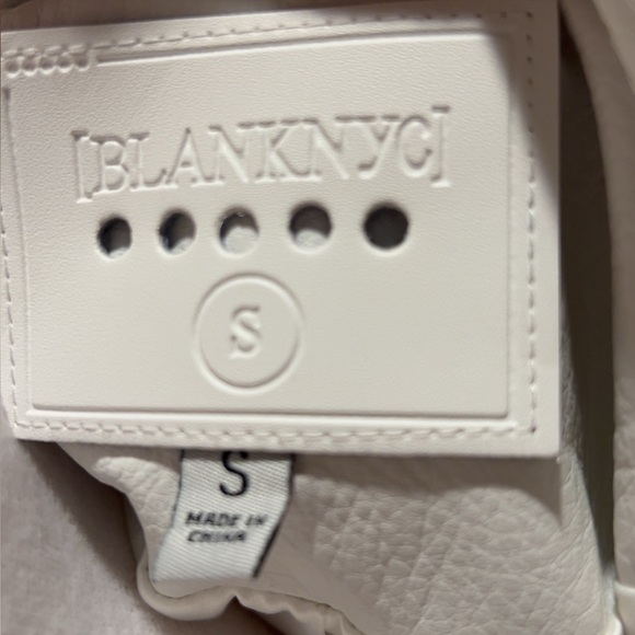 Blank NYC | Women's White Leather Belted Biker Jacket Coat Size Small - Picture 8 of 10